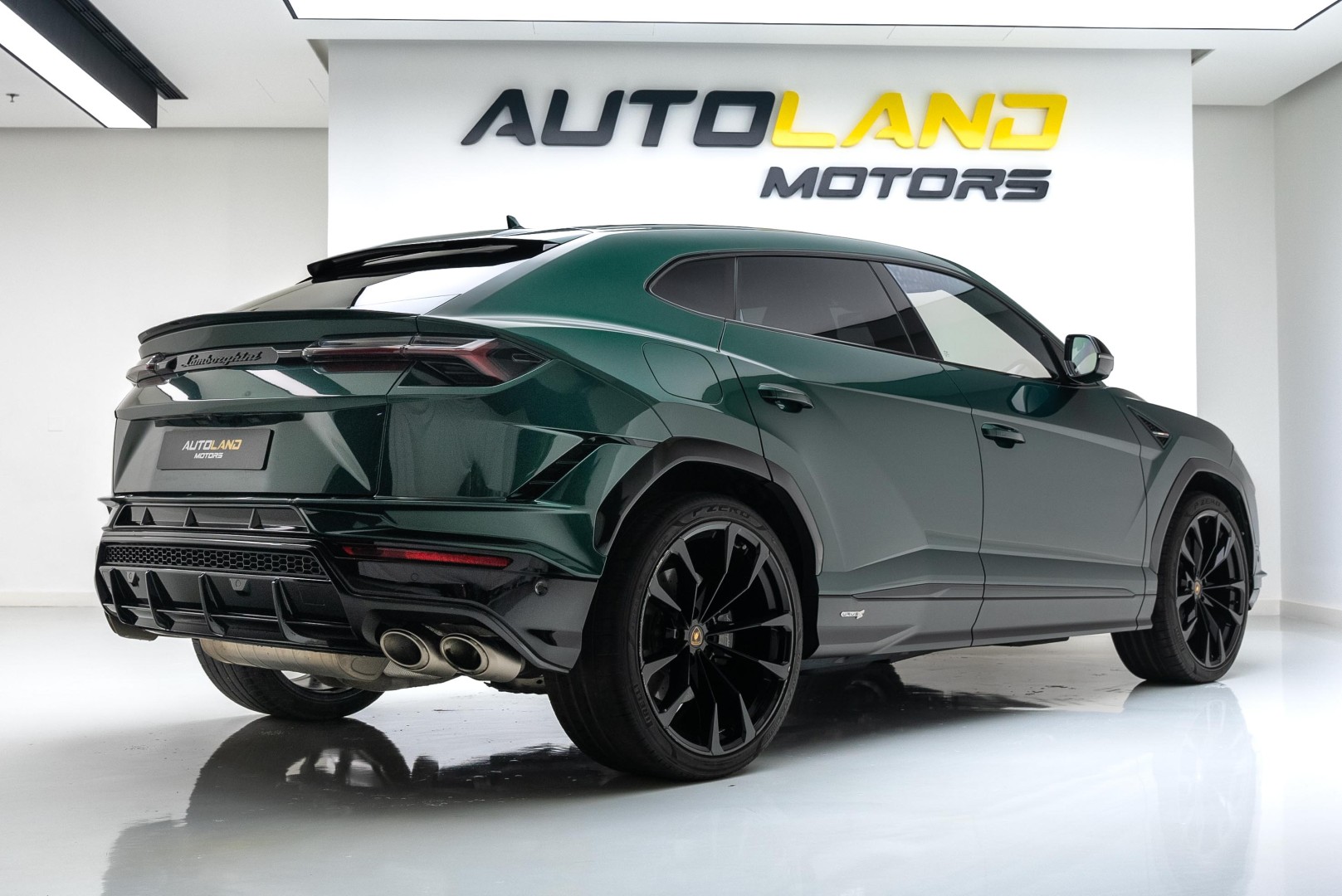 2023 LAMBORGHINI URUS S. FULL OPTION